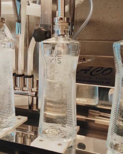 Bottling our new flavour 😋 who's excited to try it ? 
 #craftgin #artisangin #newflavour #newflavouralert #craftgindistillery #gindistillery #ginandtonic #ginandtonicseason #dragonslayer #dragonslayerdistillery